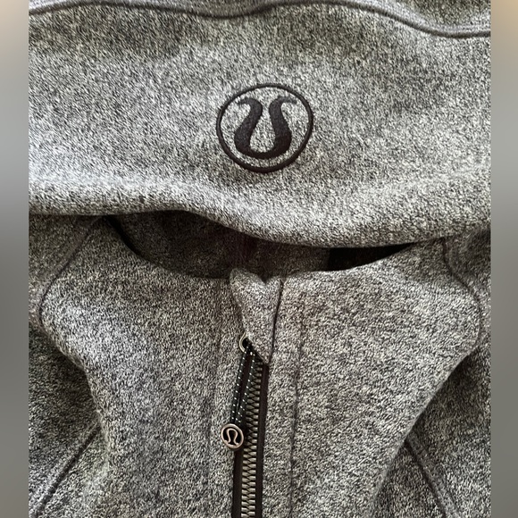 Lululemon Heathered Grey Full Zip Scuba Hoodie Size 6 - Picture 3 of 11